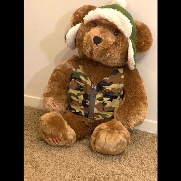 RARE 2018 Dan Dee Collectors Choice Bear Cammo - Picture 1 of 6